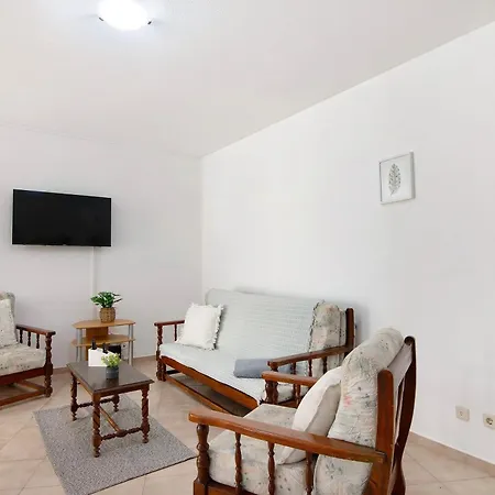 Coastal Comfort - Da Rocha Apartment *