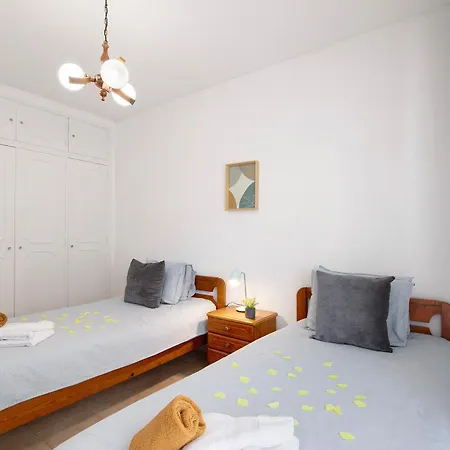 Апартаменти Coastal Comfort - Da Rocha